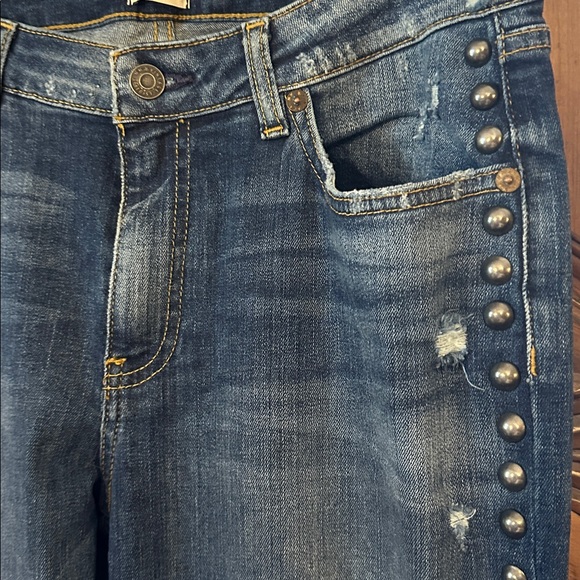 Like NEW MM Vintage Dark Wash Blue Wide Flare Stud Detail leg Distressed Jeans29 - Picture 11 of 14
